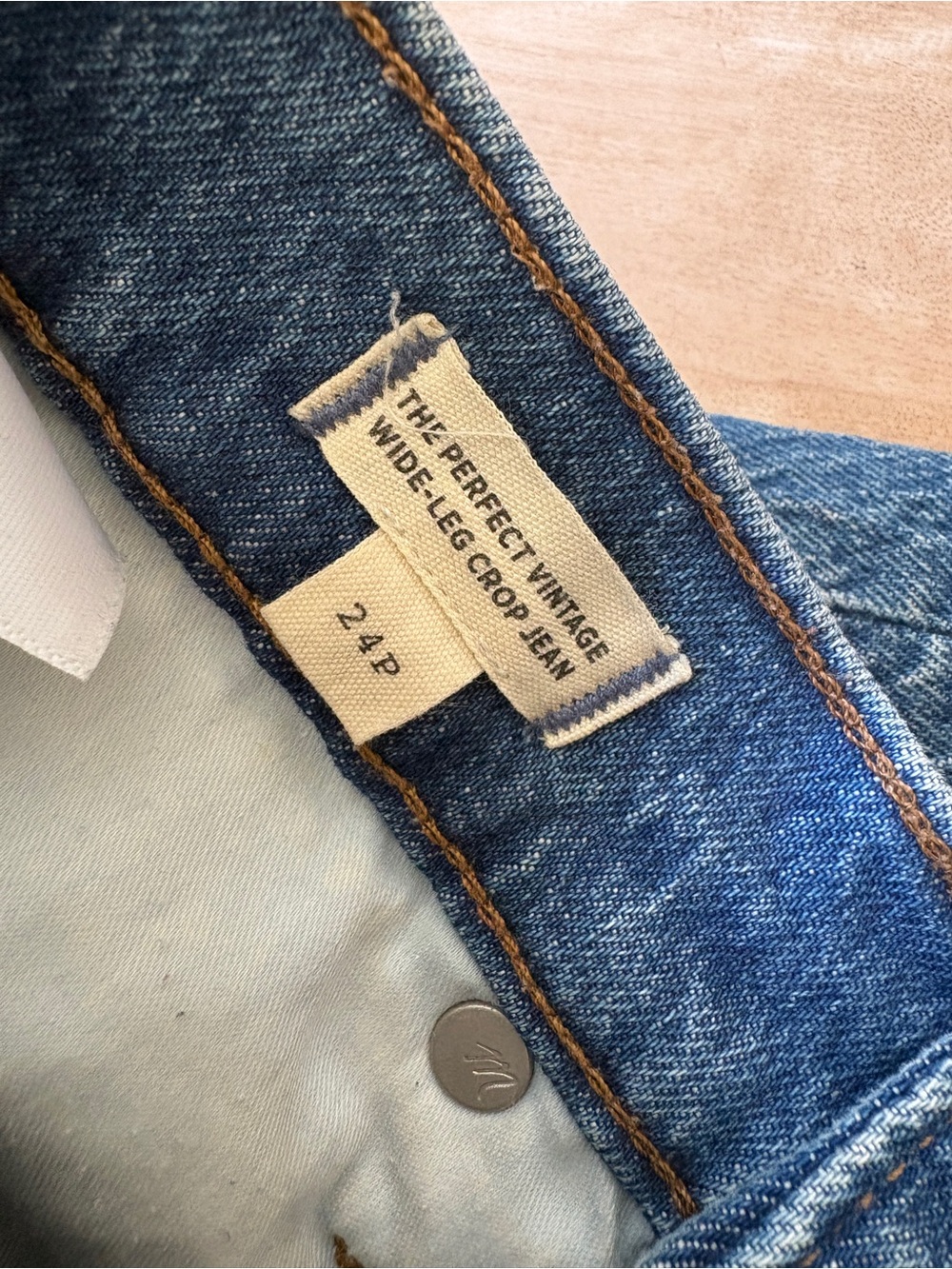 Madewell | The Petite Perfect Vintage Wide-Leg Crop Jean in Cresslow Wash - Picture 9 of 11